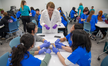 High school students participate in health care experiential learning